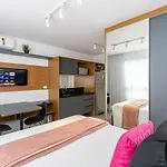 Housi Brickell One - Hbo0110