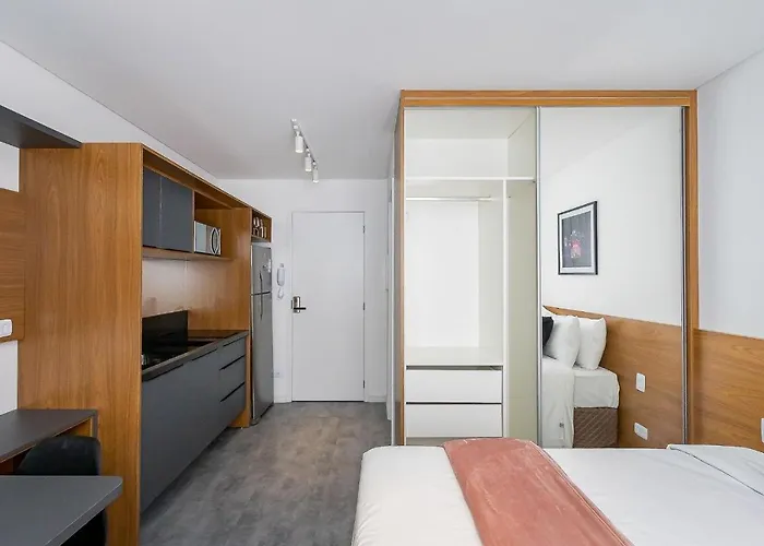 Housi Brickell One - Hbo0110